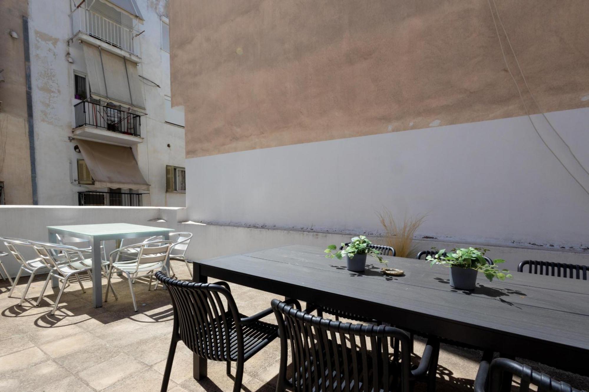 Renovated 5 Bdr House Near Acropolis - New Beds, Terrace & Green Yard Atenas Exterior foto
